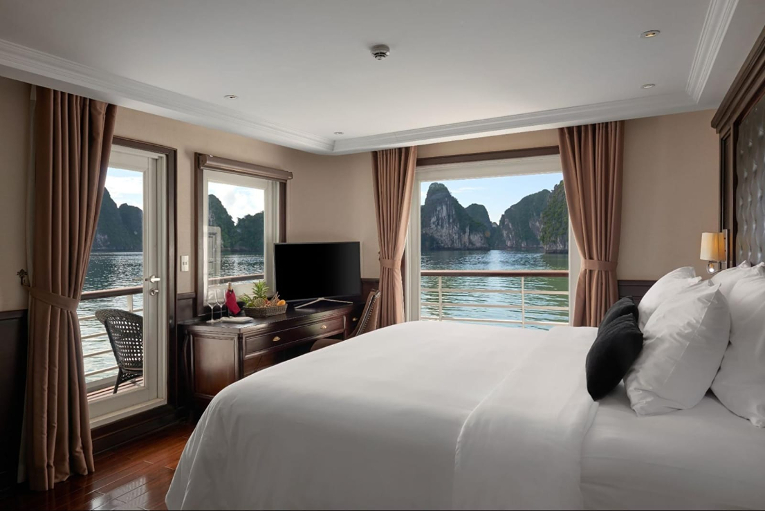Combo 2D1N Paradise Ha Long Bay 5* + Round-trip Bus