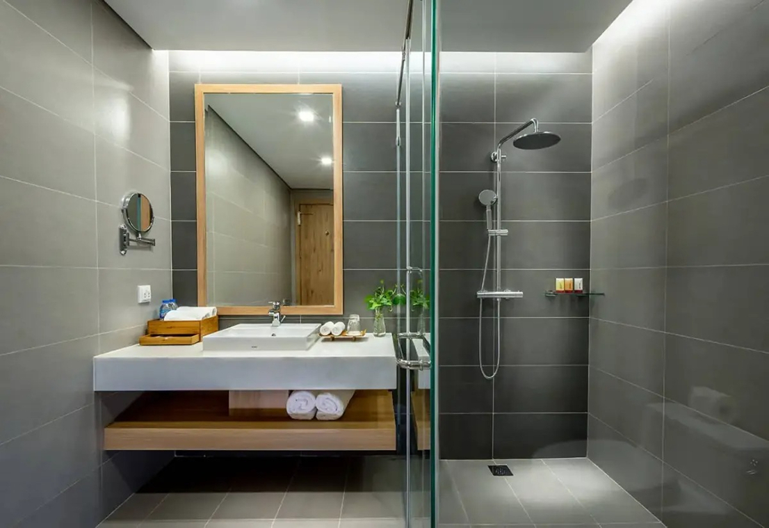 Combo 2D1N DeLaSea Ha Long Hotel 5*