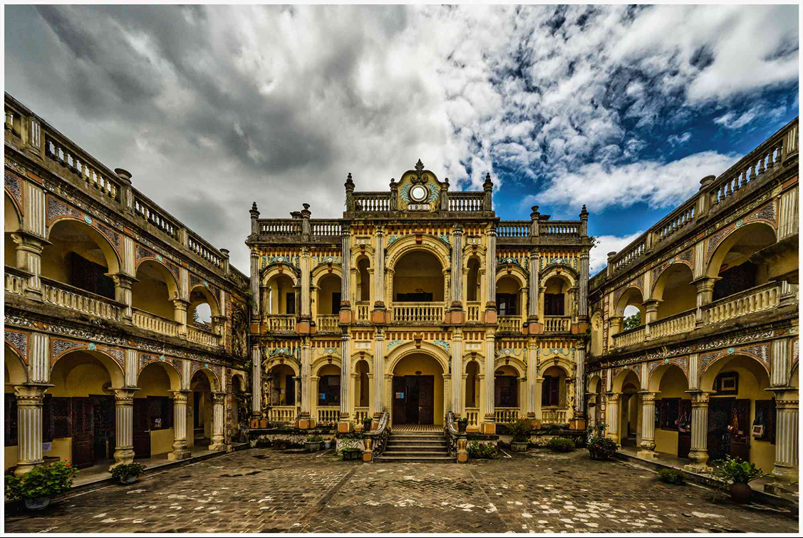 Hoang A Tuong Palace