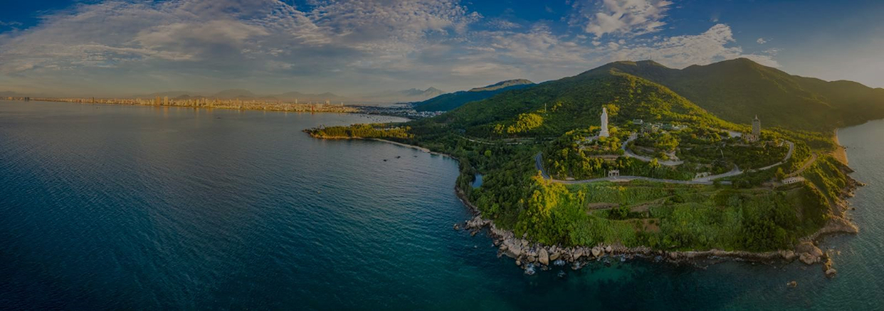 Son Tra Peninsula