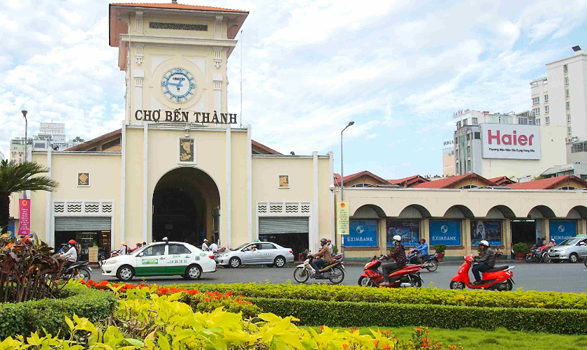 Vespa Adventure Tour - A Glimpse of Ho Chi Minh City