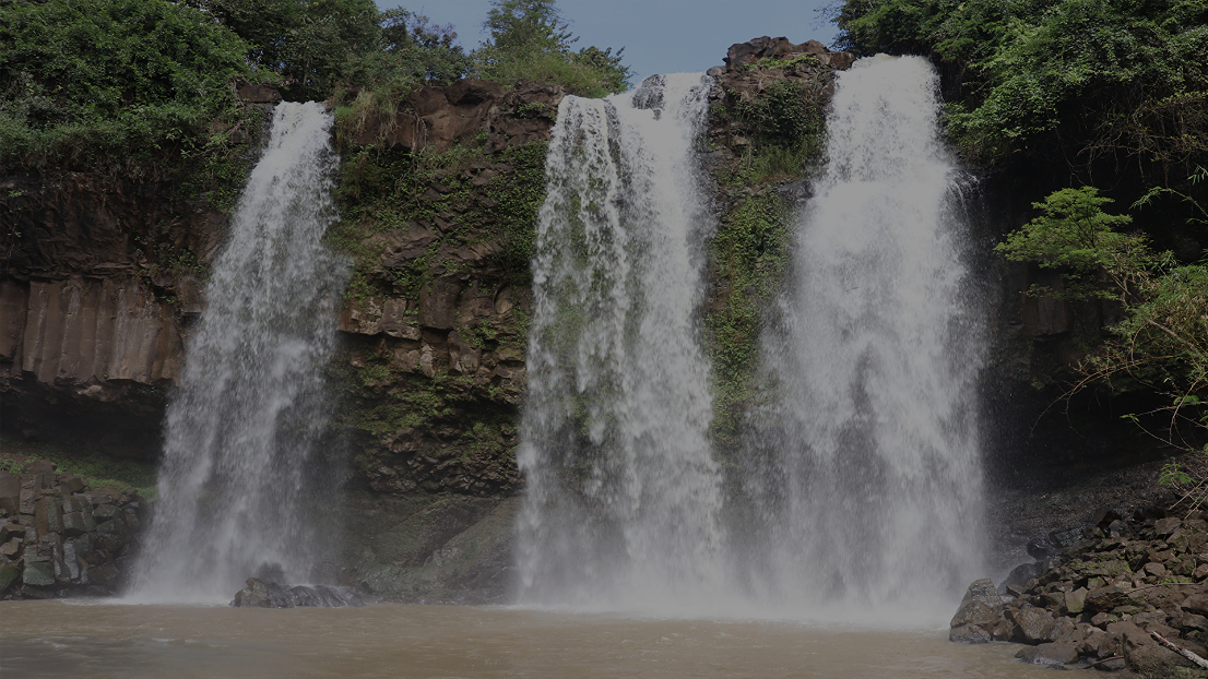 Drai Dlong Waterfall