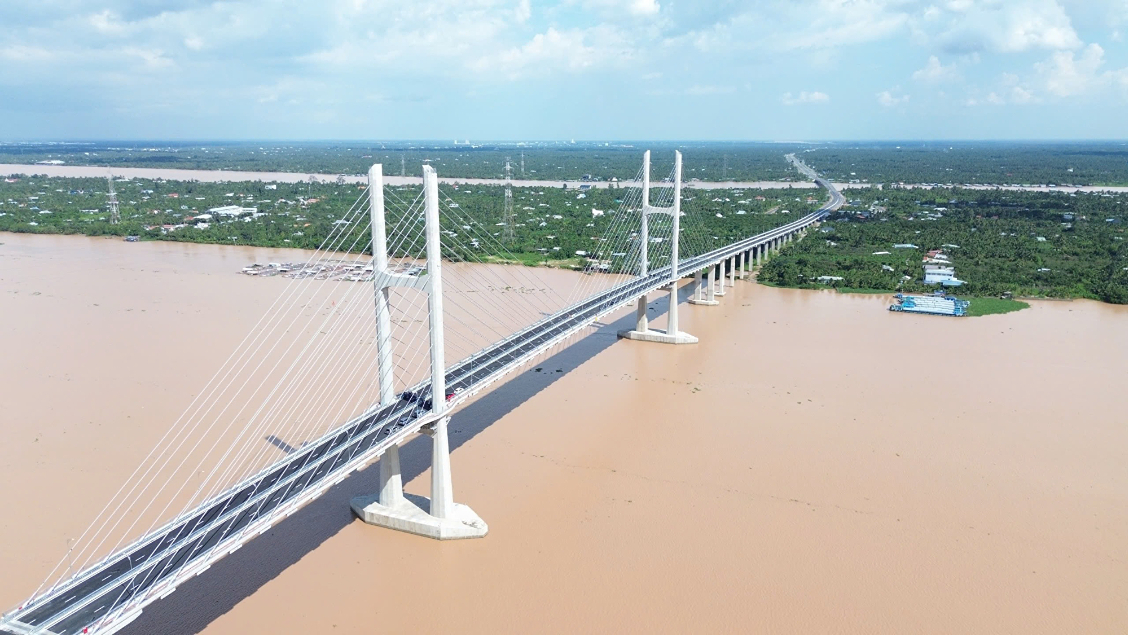 Rach Mieu Bridge