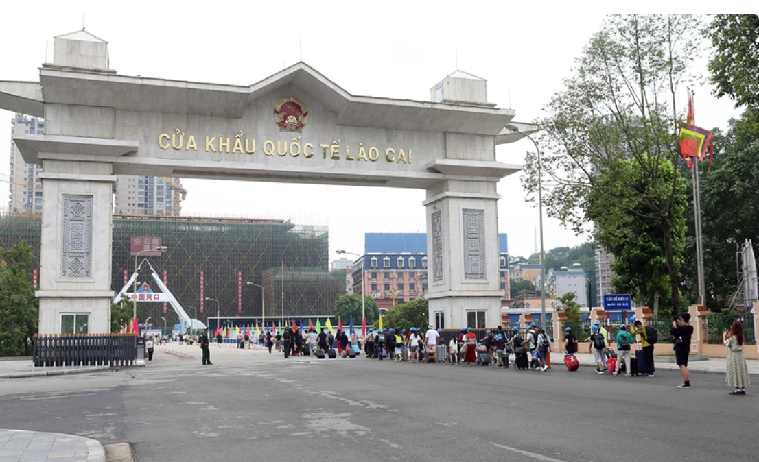 Lao Cai International Border Gate - Ha Khau