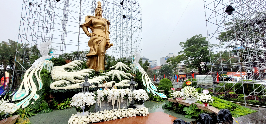 Monument to Female General Le Chan